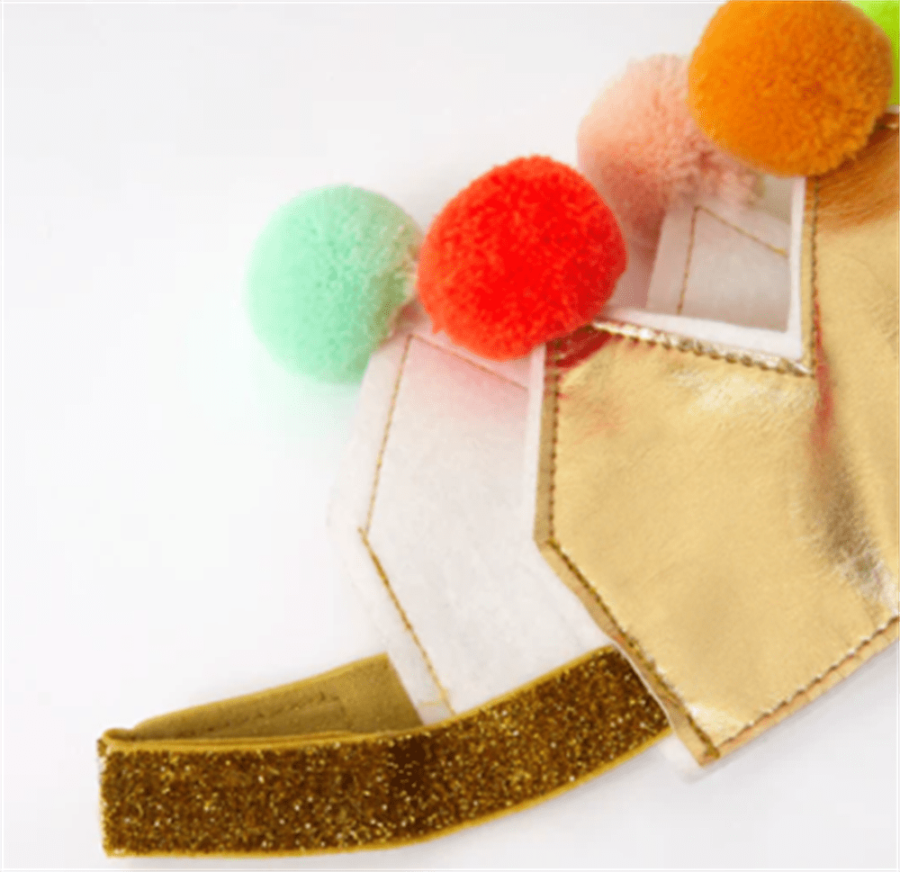 Altın Ponpon Taç resmi